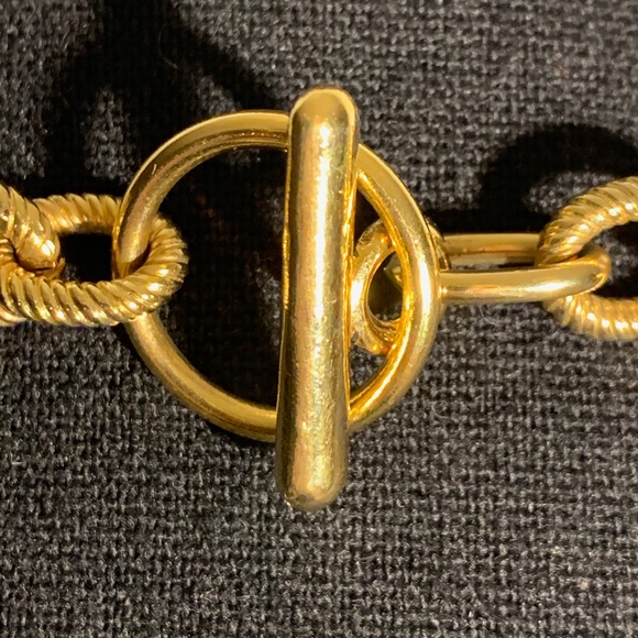 Escada Gold Pendant & Chain - Picture 5 of 7